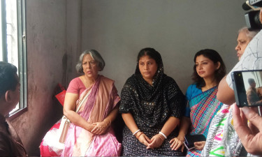 আমরা শহীদদের পরিবারের চোখের জল মুছে দিতে চাই : উপদেষ্টা শারমীন