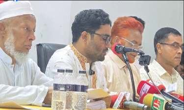 যমুনা অভিমুখে যাত্রা স্থগিত