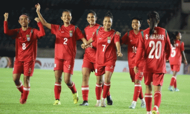 দেশে ফিরলেন নারী ফুটবলাররা