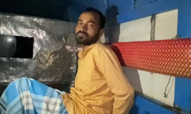 সাড়ে তিন বছরের কন্যাকে হত্যা করে খালে ভাসিয়ে দেন পিতা
