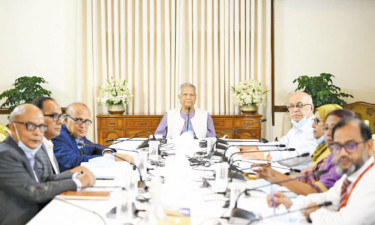 মুক্তিযুদ্ধের প্রকৃত ইতিহাস তুলে ধরার তাগিদ প্রধান উপদেষ্টার