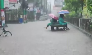 বৃষ্টি হতে পারে আরো কয়েকদিন