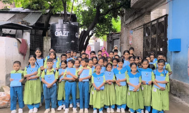 বসুন্ধরা শুভসংঘের শিক্ষা উপকরণ পেয়ে উচ্ছ্বসিত শিশু শিক্ষার্থীরা