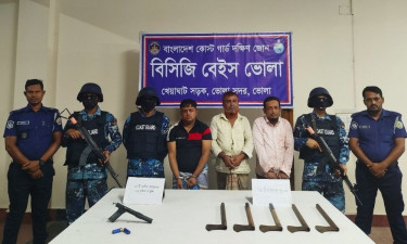 ভোলায় যৌথ অভিযানে অস্ত্রসহ আ. লীগের তিন নেতা আটক