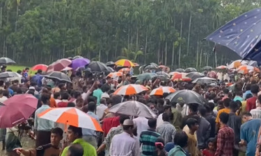 উখিয়ায় নিহত ইউপি সদস্যের স্ত্রী স্বামী হত্যার বিচার চান