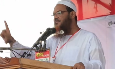 বুলেটের সামনে ছিলাম, তাই কথা বলার অধিকার আমাদের : ফয়জুল করিম