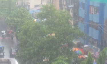চট্টগ্রামে টানা বৃষ্টি, ভোগান্তিতে শ্রমজীবী মানুষ