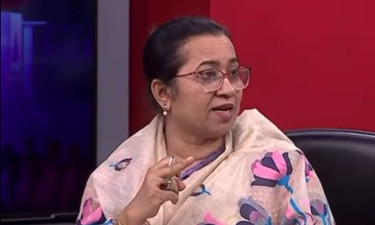 দেশের প্রতিটি জায়গায় চরম অস্থিরতা চলছে : নিলুফার চৌধুরী মনি