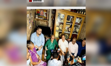 ‘গোল্ডেন গার্ল’ খ্যাত ফুটবলার ঋতুপর্ণার মায়ের পাশে বিএনপি