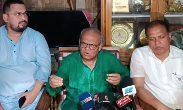 পদ্মা সেতু আর ফ্লাইওভার দেখিয়ে প্রতারণা করেছে ফ্যাসিস্ট সরকার : রিজভী