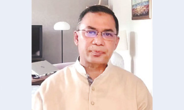 ফুটবলার ঋতুপর্ণার ক্যান্সার আক্রান্ত মাকে তারেক রহমানের সহায়তা