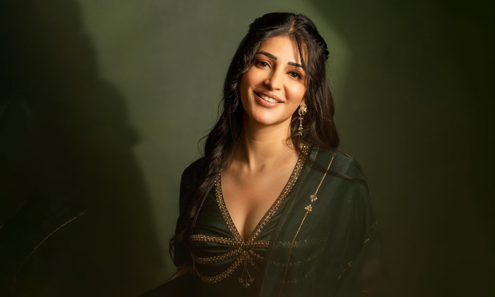 বিয়ে নিয়ে ভীতি, তবে মা হতে চান শ্রুতি হাসান