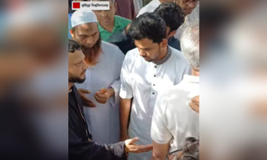 কুবিতে জুলাই স্মৃতিস্তম্ভ উদ্বোধন করেন উপদেষ্টা আসিফ মাহমুদ