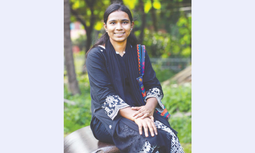 ইতিহাসে নাম লেখালেন চা-বাগানের ইতি