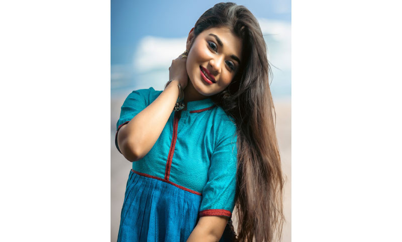 বর্ষায় ত্বক ও চুলের যত্ন