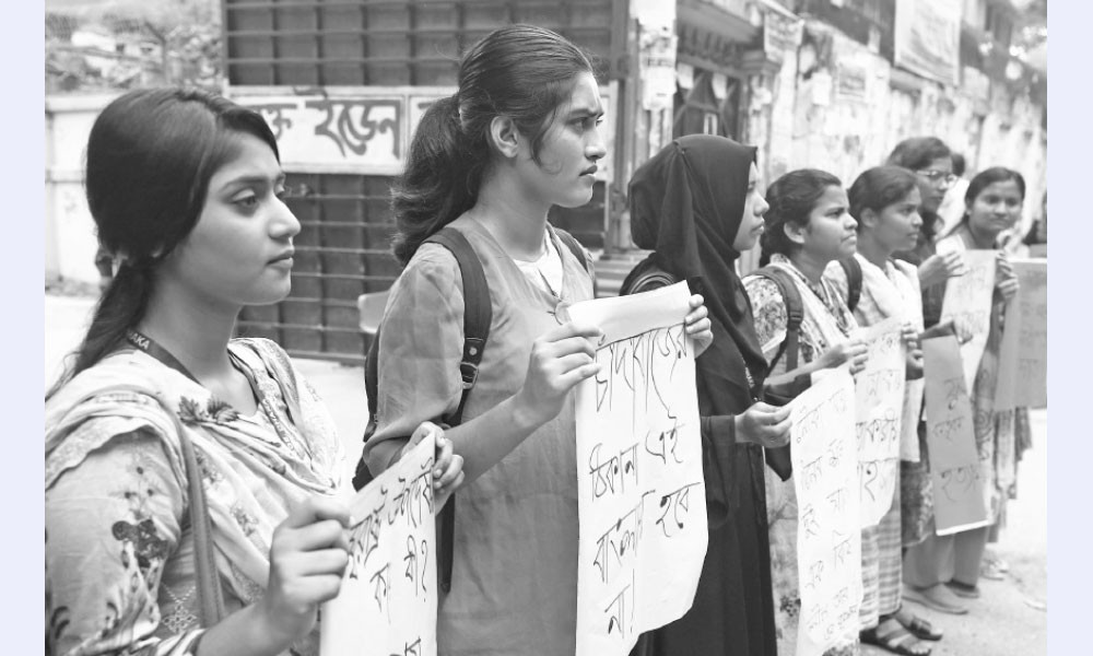 সোহাগ হত্যার প্রতিবাদে সারা দেশে বিক্ষোভ
