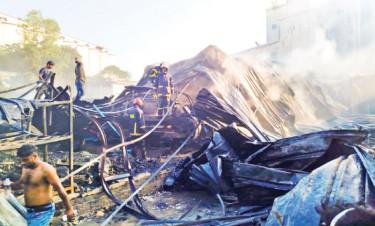 কর্ণফুলী ইপিজেডে কারখানায় আগুন নিয়ন্ত্রণে ৯ ইউনিট