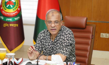 মিটফোর্ডের ঘটনায় জড়িতদের আইনের আওতায় আনা হচ্ছে : স্বরাষ্ট্র উপদেষ্টা