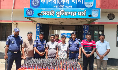 কালিয়াকৈরে ৩০২ বোতল ফেনসিডিলসহ দুই মাদক কারবারি গ্রেপ্তার