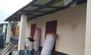 আইন অমান্য করে আশ্রয়ণ প্রকল্পের ঘর বিক্রি