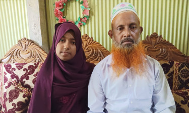 রিকশাচালক বাবার মেয়ে চায় চিকিৎসক হতে, জিপিএ ৫ পেয়েও নেই আনন্দ