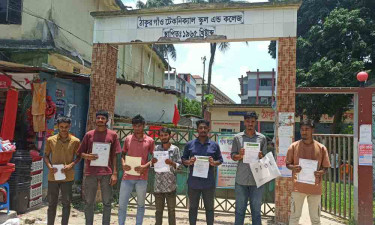 এক বিষয়ে পরীক্ষা দিয়ে ৩ বিষয়ে ফেল, দুশ্চিন্তায় ঠাকুরগাঁওয়ের ২৫ শিক্ষার্থী