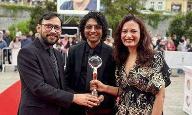 কার্লোভি ভেরি উৎসবে ‘গ্র্যান্ড প্রিক্স’ জিতেছে বাংলাদেশি সিনেমা