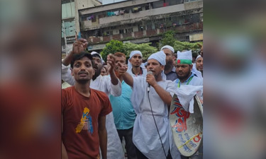 মহাখালী অবরোধ করেছেন সিএনজিচালকরা