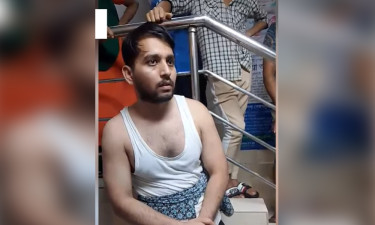 নবজাতক চুরি করতে গিয়ে ধরা যুবক