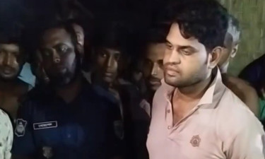 চাঁদাবাজির সময় পুলিশ সদস্যসহ ২ জন আটক