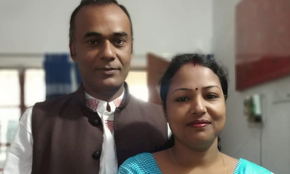 বাংলাদেশের বেতন-ভাতায় ভারতে থাকেন শিক্ষক দম্পতি