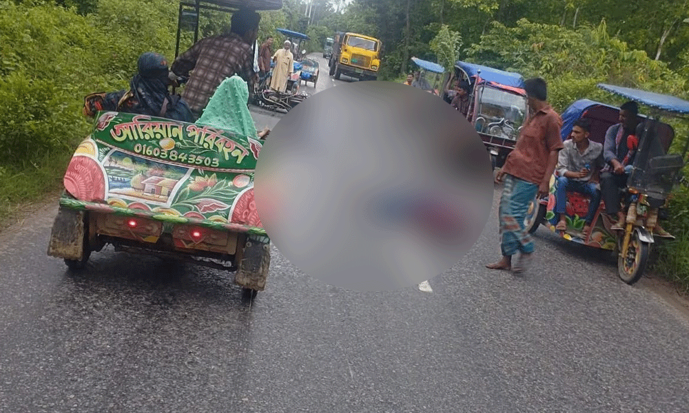 পিকআপ ভ্যান ও মোটরসাইকেলের মুখোমুখি সংঘর্ষে দুই ব্যবসায়ী নিহত