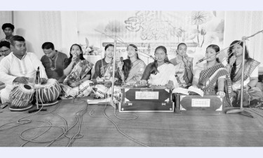 নাচে-গানে বর্ষা উৎসব