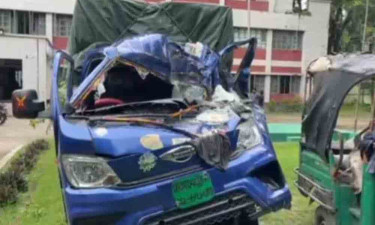 ঘাটাইলে দাঁড়িয়ে থাকা ট্রাকে পিকআপের ধাক্কায় প্রাণ গেল আম ব্যবসায়ীর