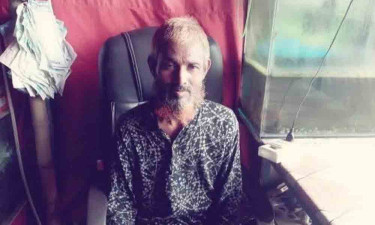 ছেলের শরীরে নির্যাতনের চিহ্ন দেখে মৃত্যুর কোলে বাবা