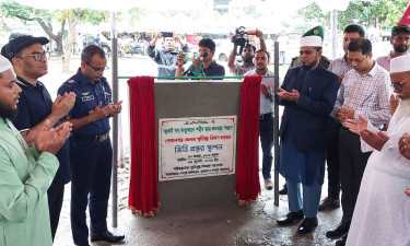 গোপালগঞ্জে ‘জুলাই শহীদ স্মৃতিস্তম্ভ’র ভিত্তিপ্রস্তর উদ্বোধন