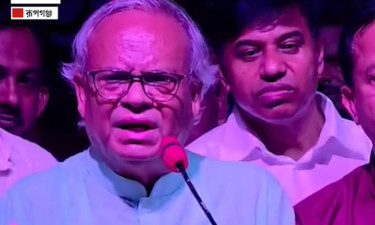এত কিছুর পরও জিয়াউর রহমানের রাজনীতি শেষ করতে চান : রিজভী