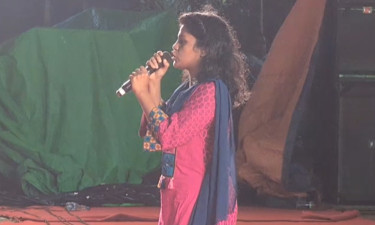 শহীদ মিনারে স্মৃতিচারণা : হলের তালা ভেঙে নারী শিক্ষার্থীদের বের হয়ে আসা সেই ১৪ জুলাই