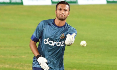 সাকিবের খেলার বিষয়ে বল নির্বাচকদের কোর্টে ঠেলে দিলেন বিসিবি সভাপতি