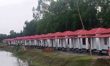 কমলনগরে আশ্রয়ণ প্রকল্পের ঘর বিক্রি হচ্ছে লাখ টাকায়