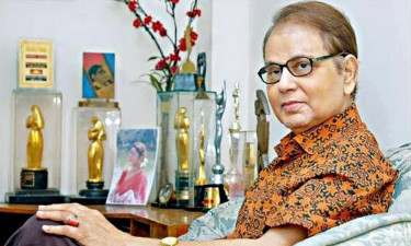 ব্যাংকার থেকে নায়ক হয়েছিলেন বুলবুল আহমেদ