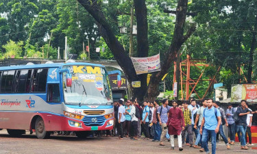 বাড়তি ভাড়ার প্রতিবাদ করায় ইবি ছাত্রীকে মারধর, ৫ বাস আটক