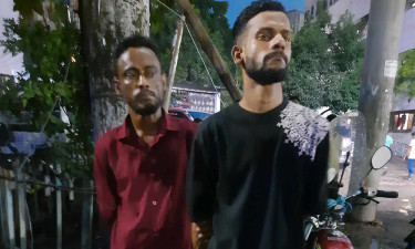 ঢাকা মেডিক্যাল থেকে ২ দালাল আটক