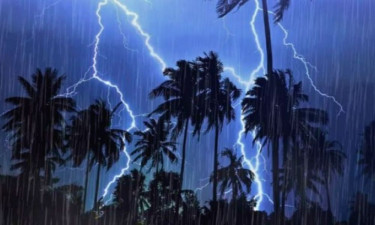 দিনাজপুরে বজ্রপাতে প্রাণ গেল কৃষকের