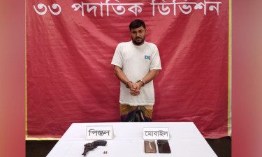 আশুগঞ্জে মাটি খুঁড়ে বিদেশি অস্ত্র উদ্ধার, গ্রেপ্তার ১