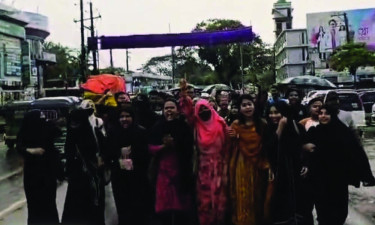 গোপালগঞ্জে এনসিপি নেতৃবৃন্দের ওপর হামলার প্রতিবাদে চাঁদপুরে বিক্ষোভ