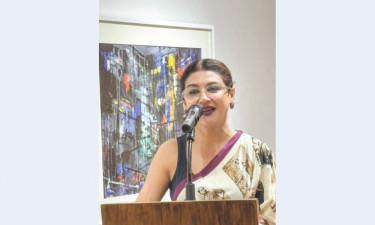 পশ্চিমবঙ্গে জয়ার কাজ নিয়ে প্রশ্ন