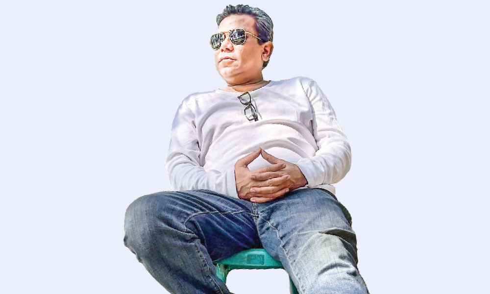 আজ মঞ্চ ও বড় পর্দায় দর্শক আমাকে পাবে