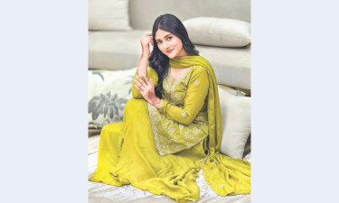 দুটি নাটক, তাতেই আলোচনায় মালাইকা
