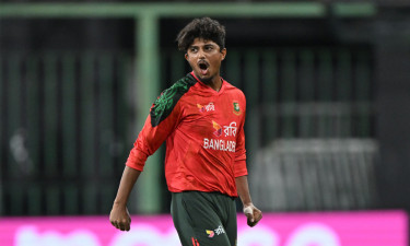 হরভজনের রেকর্ড ভাঙলেন মেহেদী